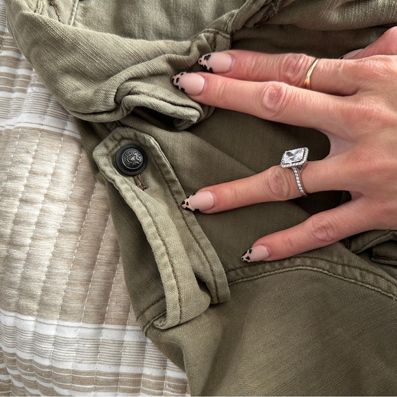 Army green military style jacket - Picture 15 of 17